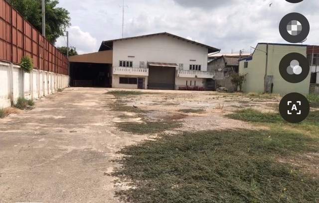 ขายที่ดินเปล่าพร้อมโกดัง2-0-26.7 ไร่   บริเวณอุทยานสวรรค์ หนองสมบูรณ์  ใจกลางเมืองนครสวรรค์   ZK109 