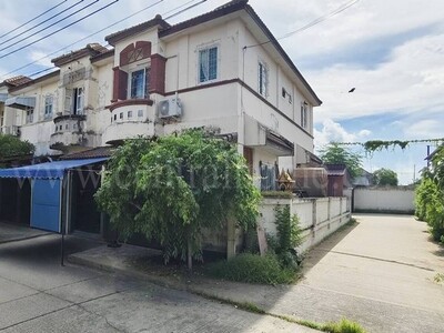 ทาวน์โฮม ปิยวรารมย์ 1 บางบัวทอง หลังมุม ราคาถูก