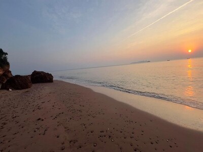 ทำเลเงื่อนไขซื้อขายสิ่งสำคัญ ที่ดินสวยใกล้หาดฝั่งแดง 2.8 ลบ.
