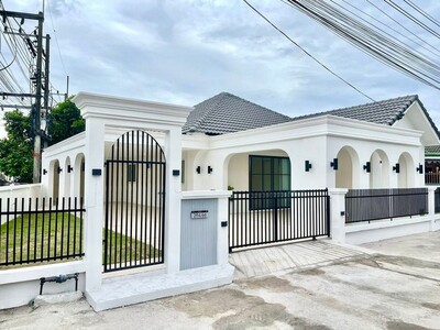 ขายบ้านเดี่ยวใกล้เครือสหพัฒน์ ใกล้แหลมฉบัง 60 ตรว.รีโนเวทใหม่