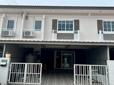 ทาวน์เฮาส์ 2 ชั้น ให้เช่า  โครงการ I Leaf Prime Pattaya