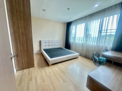 ขายคอนโด Greenlake ศรีราชา วิวภูเขา ใกล้โรบินสัน เซ็นทรัล