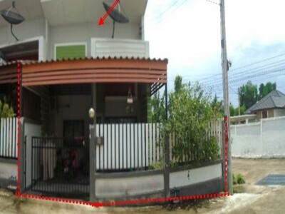ขายทาวน์เฮ้าส์หมู่บ้านร่มเย็น 2 ถนนปลวกแดง-วังตาผิน ปลวกแดง ระยอง