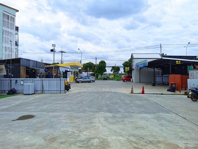 ร้านค้า หทัยราษฎร์  Fashion Island  ให้เช่า​ที่ดิน 400 ตรม. ที่จอ