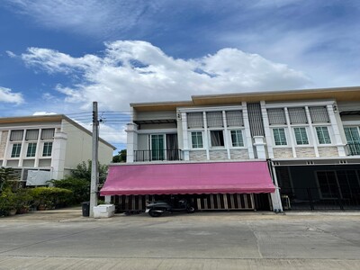 ขายทาวน์เฮ้าส์มือสอง อำเภอบางกรวย จังหวัดนนทบุรี  