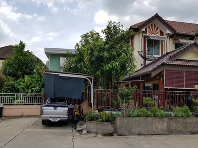 ขายทาวเฮ้าส์หลังริม หมู่บ้านพฤกษาวิลล์ 10