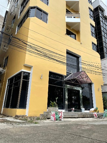 ให้เช่าอาคารสำนักงาน ฝั่งธน 6 ชั้น พื้นที่ใช้สอยรวม 600 ตรม จอดรถได้ 6 คัน ใกล้สำนักงาน คปภ. 