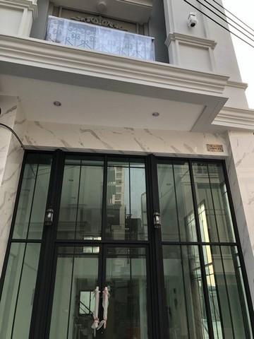 ให้เช่าอาคาร 4.5 ชั้น 253 ตรม. The Master อ่อนนุช2 พร้อมลิฟท์ ใกล้ BTS สายสีเหลือง