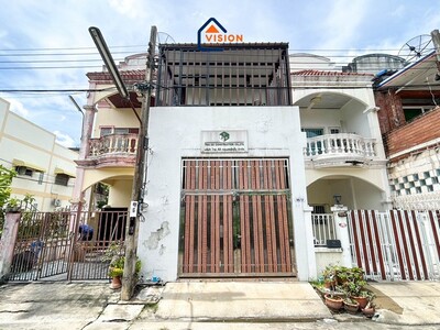 ขายด่วน ทาวน์โฮม 2 ชั้น ต่อเติมเต็มพื้นที่