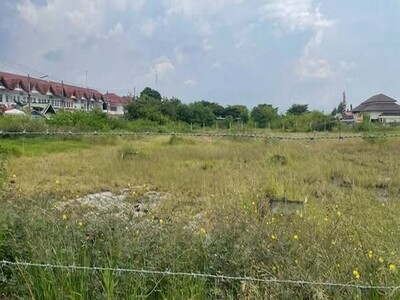 ให้เช่าที่ดินใจกลางเมืองถนนพระยาสัจจาชลบุรี ที่ดินเปล่า 3 ไร่ 