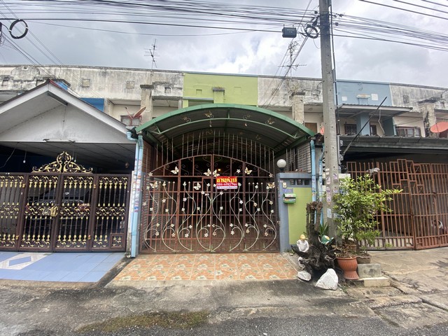 ขายบ้าน ทาวน์เฮ้าส์ หมู่บ้านร่มเงาไม้ 18.4 ตรว บางบัวทอง นนทบุรี ใกล้เซ็นทรัล เวสต์เกต