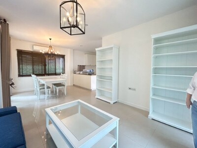 บ้านเศรษฐสิริให้เช่าติดรั้วเมกาบางนา3นอน3น้ำแอร์เฟอร์ครบเช่า55000