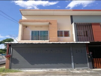 ขายทาวน์เฮ้าส์มือสองศรีราชา   โครงการไทยวิลล่า  ชลบุรี