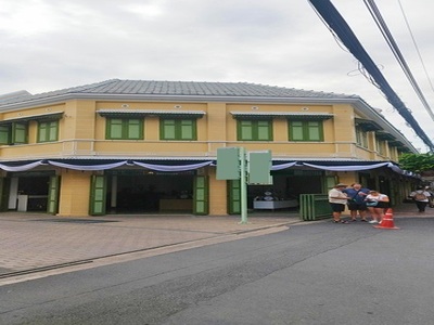 (เฉพาะด้านล่าง) ให้เช่าอาคารพาณิชย์ 2 ชั้น 3คูหา MRT วัดมังกร 800