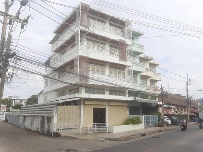 ขายอาคารพาณิชย์4.5 ชั้นใกล้เดอะมอลลบางแค  2 คูหาทะลุกัน 