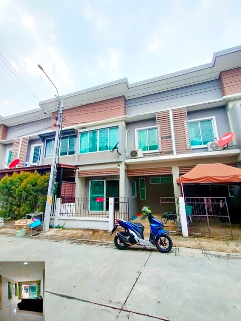 MRT บางพลู ให้เช่าทาวน์เฮาส์ 2 ชั้น ใกล้เซ็นทรัลเวสเกต 3นอน 2น้ำ 1จอดรถ  บีทีเอ็น  ทำเลดี 18ตรว. 105ตรม. 1แอร์ บิ๊กซี รัตนาธิเบศร์