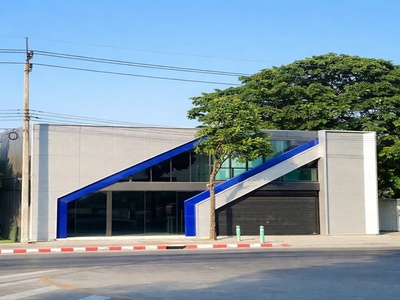 Big C สะพานใหม่ 1 กม. โชว์ใหญ่ อาคาร 2 ชั้น 9 ทำงาน 70ตร.ว. 500 ต