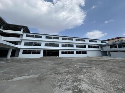 ให้เช่าอาคาร3ชั้น390ตร.วพร้อมที่พักย่านถนนจันทน์ใกล้สาทรสีลมเจริญ