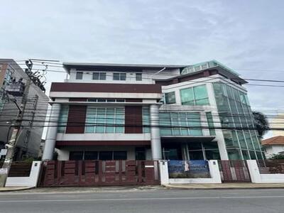 ให้เช่าสำนักงาน ติดถนนเมนโครงการ บางใหญ่ซิตี้ นนทบุรี  