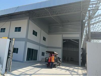 ให้เช่าโกดังพร้อมออฟฟิศ 2ชั้น ขนาด1433 ตารางเมตร กระทุ่มแบน สมุทร