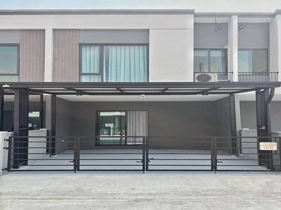 ให้เช่า ทาวน์เฮ้าส์ 2 ชั้น  Pleno สุขุมวิท- บางนา 3 ใกล้ Mega Ban