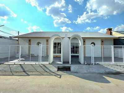 บ้านชั้นเดียว รีโนเวทใหม่ มี 2 หลัง ทำเลทอง แม่เหียะ