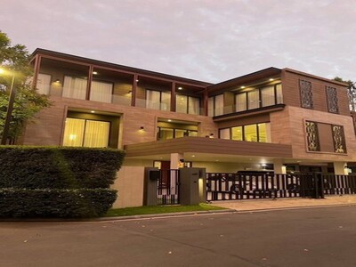 ให้เช่า บ้านเดี่ยว3ชั้น วนา เรสซิเดนซ์ พระราม 9-ศรีนครินทร์ 