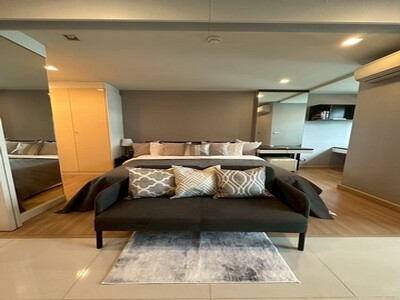 ขาย ทรี คอนโด เอกมัย ทำเลดี ใกล้ BTS เอกมัย ห้องกว้าง สะดวกสบาย