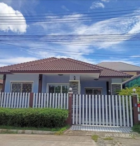 ขายบ้านพร้อมเฟอรนิเจอร์  หลังโลตัสหางดง   ขาย 3.2 ล้าน