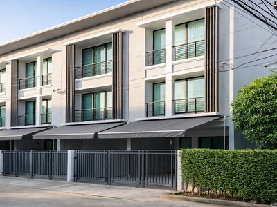 BigC วิลล่า มาร์เก็ท รัตนาธิเบศร์ ทาวน์โฮม 3ชั้น 3นอน MRT บางกระส