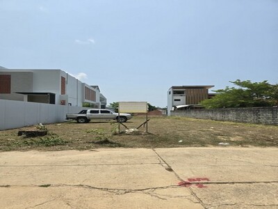 ขายที่ดิน ถนนเจ้าฟ้า-สวนหลวง ต.วิชิต อ.เมืองภูเก็ต จ.ภูเก็ต