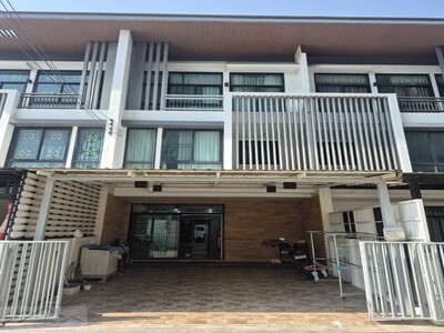 ให้เช่าทาวน์โฮม 3 ชั้น 3 ห้องนอน Cozy ลาดพร้าว 41 พร้อมเข้าอยู่