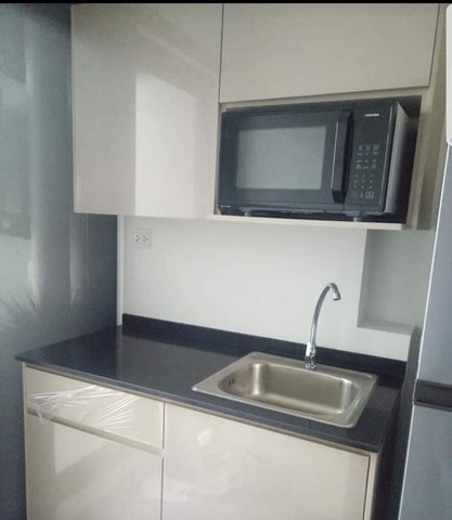 ขาย คอนโด The Politan Rive  15000 thb 1 Bedroom 1 Bathroom พื้นที่ 29 ตรม ใกล้กับ - ราคานี้ดีสุดในย่าน