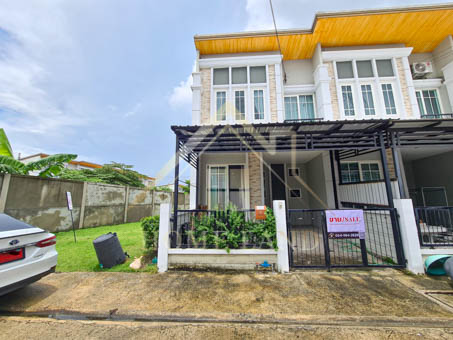 ทาวน์โฮม 2 ชั้น หลังมุม โกลเด้นทาวน์บางนา-สวนหลวง 1