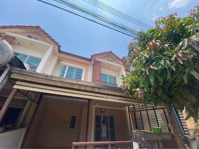 ขายทาวน์โฮม 2 ชั้น โครงการบ้านพิศาล ลาดกระบัง 2 ถนนประชาพัฒนา ใกล้สนามบินสุวรรณภูมิ