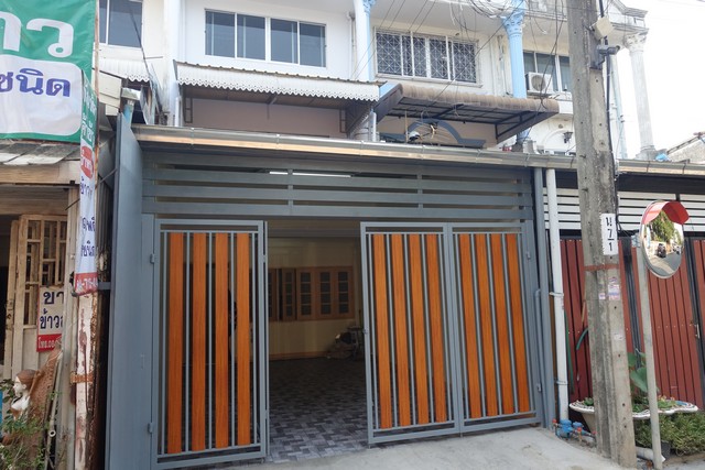 ขายทาวน์เฮาส์ 3 ชั้น 18 ตารางวา ตำบลท่าทราย อำเภอเมืองนนทบุรี นนทบุรี 