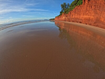 อสังหาเลือกดูจับจองได้  ที่ติดทะเลฝั่งแดงSeaview สวยมาก