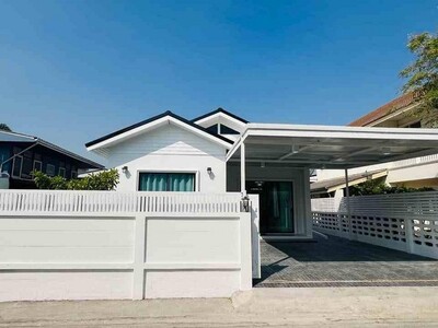 ให้เช่าบ้านเดี่ยว 2ชั้น หมู่บ้านทุ่งเศรษฐี บางนา รามคำแหง2