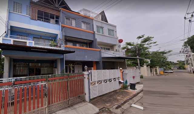 รัชโยธิน MRT ภาวนา ให้เช่าทาวน์โฮม 4ชั้น ลาดพร้าววังหิน 53-59 30 ตรว. 3-4 นอน 5น้ำ 4แอร์ 