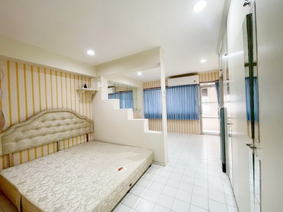 คอนโดริเวอร์ปารค์ ตึก C ชั้น 8  ห้องขนาด 34.2 ตรม. ใกล้เซียร์รังส
