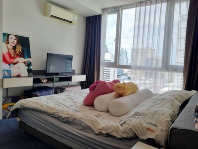 ขายคอนโด15 Sukhumvit Residences  ใกล้ BTS นานา / MRT สุขุมวิท 