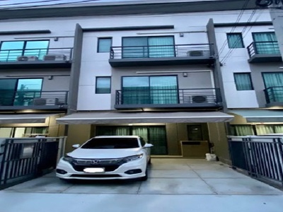พิบูลย์สงคราม 2 900 ม. เช่าทาวน์โฮม 3 ชั้น 19ตร.วา. 229ตร.ม. ราชพ