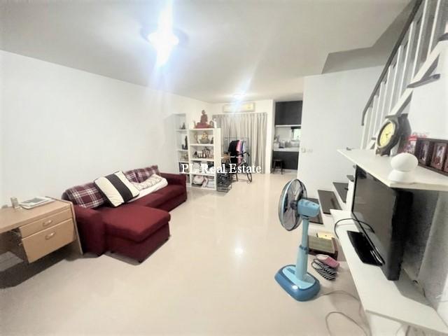 ให้เช่าทาวน์โฮม 3 ชั้น โครงการ ทาวน์พลัส เกษตร – นวมินทร์ พร้อมเฟอร์ ใกล้ เซ็นทรัล อีสวิว 