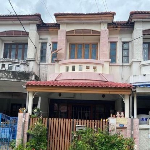 ขายทาวน์เฮ้าส์หมู่บ้านบุศรินทร์ บางบัวทอง จังหวัดนนทบุรี 18 ตารางวาโครงการ Land&House ทำเลดีมาก