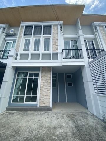 ขายทาวน์โฮม 2 ชั้น ซอยนวมินทร์42 โครงการโกลเด้น ทาวน์2 ลาดพร้าว-เกษตรนวมินทร์ 