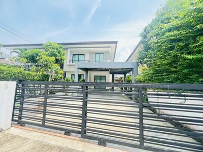 อารียา โคโม่ บางนา – บ้านสวยให้เช่า  ครบทุกฟังก์ชัน 