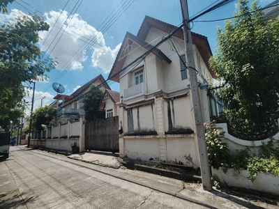 บ้านเดี่ยวทำเลทองสุขุมวิท ใกล้ BTS บางนาเพียง 5 นาที