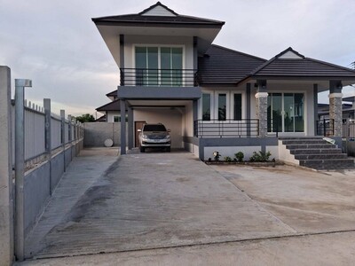 ขายบ้านเดี่ยวชั้นครึ่งสไตล์โมเดิร์น อำเภอนครชัยศรี จังหวัดนครปฐม