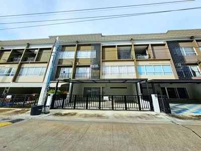 ทาวน์โฮมสัมมากร 3ชั้น19ตร.วารพ.ปากเกร็ด2 2.2กม.ถ.สะพานนนท์-บางบัว