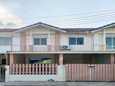 ขายด่วนทาวน์โฮม 2 ชั้น รีโนเวทพร้อมอยู่ โครงการพฤกษาวิลล์ 53/2  